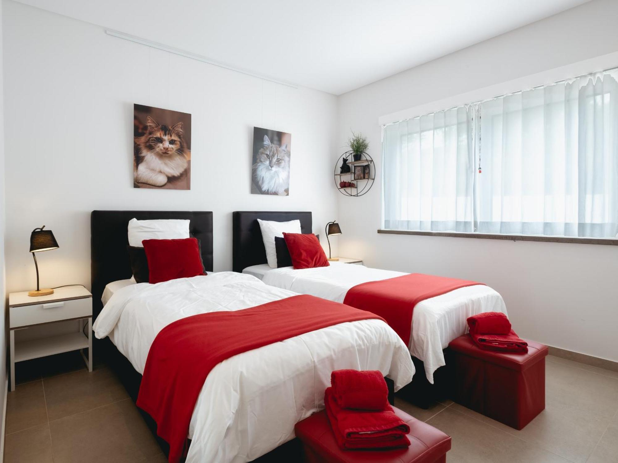 Cazenn Salir Do Porto - Holiday House Salir de Porto المظهر الخارجي الصورة